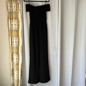Brand New with Tags Lulu’s Wide Leg Jumpsuit